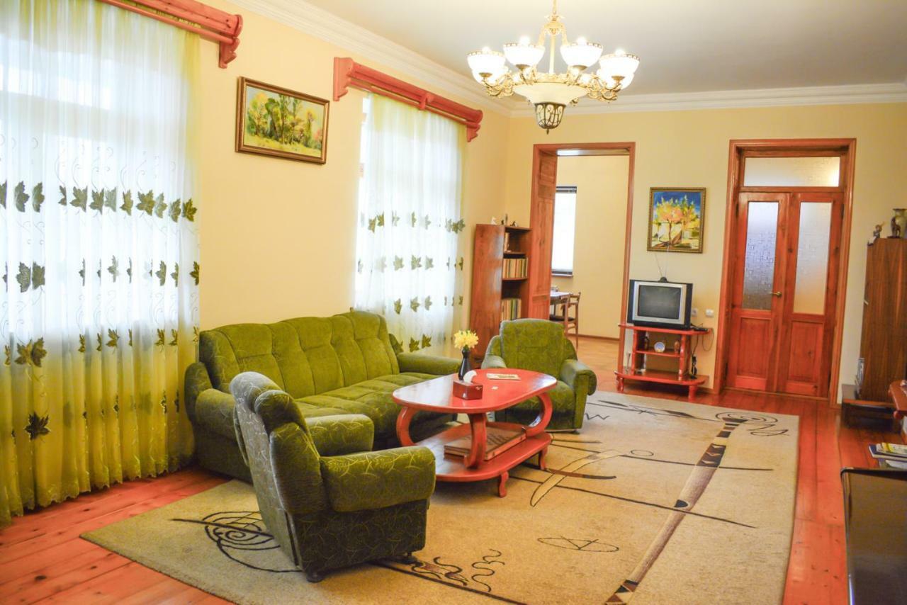 Guest House Nataly Yeghegnadzor Exterior photo